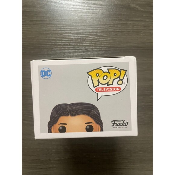 Funko Pop! Cisco Ramon - 2019 Summer Convention #853 - Picture 5 of 6